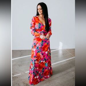 En Creme Floral Maxi Dress